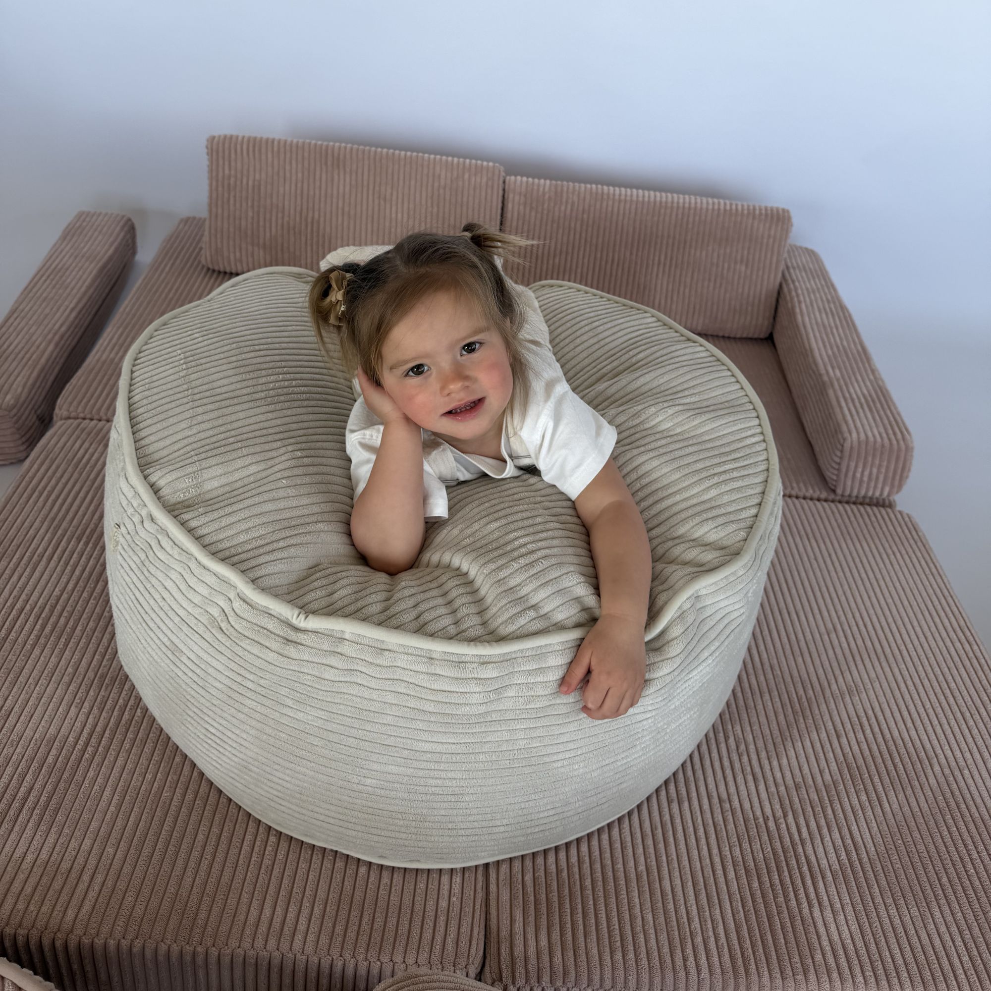 Pufa dla dzieci Soffi Fluffy Pufa dla dzieci Soffi Fluffy, sztruks beżowy - piaskowy